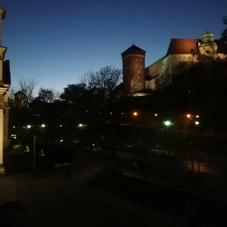 Wawel Suites מלון *